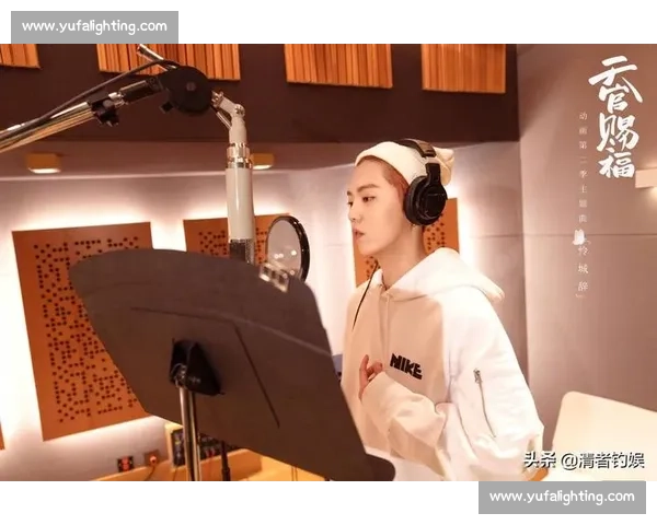 鹿晗的扭帽撩妹法则:小棒球帽的魅力密码 鹿晗的扭帽撩妹法则:小棒球帽的魅力密码